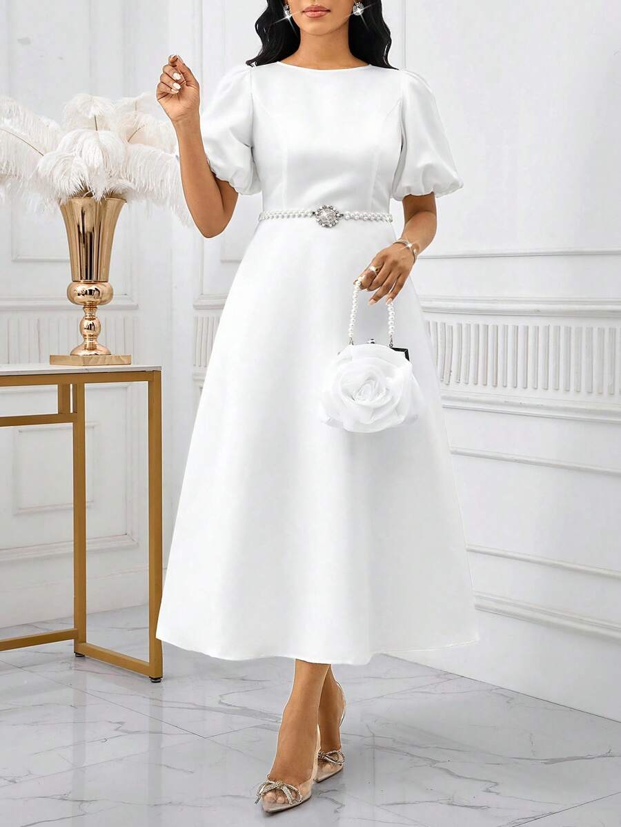 SHEIN Lady 大码纯色圆领优雅奢华短袖连衣裙 - 白色 - 查看 1