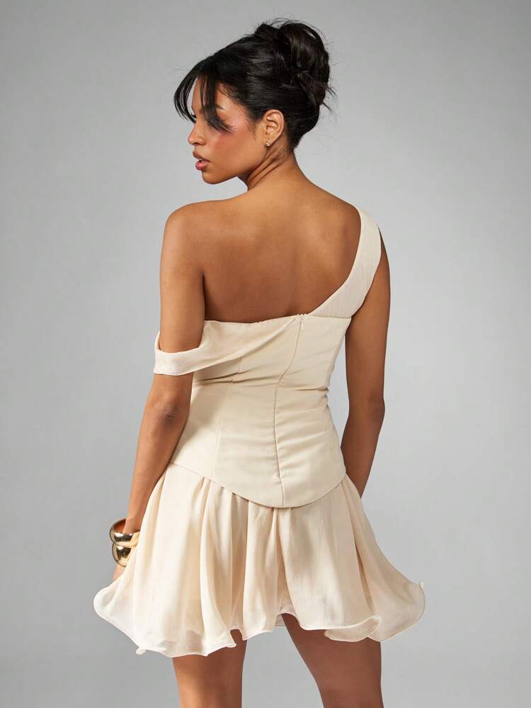 MISSGUIDED Elegant One Shoulder Mini Dress With Corset Detail Ruffle Layered Skirt Wedding Guest Reception Special Occasion Feminine Spring Summer Chiffon Evening Party