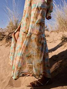 Maija 假日岛椰子树印花女长袖衫领荷叶边下摆长裙，宽松舒适透气，秋季可单穿防晒，也可当开衫穿。