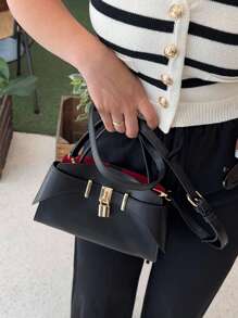 Jeta Ari BOLSA COM ALÇA SUPERIOR DETALHADA FASHION LOCK - Preto - Ver 1