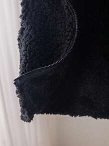 SHEIN Babygirl 可爱百搭黑色蓬松连帽背心外套，秋冬休闲装 - 黑色 - 查看 9