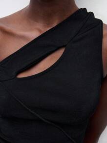 Maija 2025 Summer New Arrivals Black Asymmetric Cutout Hollow Design Asymmetrical Neck Sleeveless Top, Fashion Casual Chic Urban Elegant Romantic Office/Business/Party/Beach/Music Festival/Wedding Guest/Brunch/Retro Street Style/Back To School Autumn, Y2K, Going Out - Black - View 8