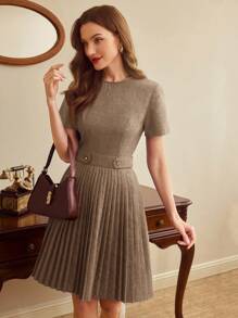 Vintamour 复古优雅女式百褶连衣裙 女式春夏装 女式夏装 毕业礼服 夏装 女式连衣裙 夏季婚礼宾客礼服 女式太阳裙 女式度假装 女式毕业礼服 女式优雅正式礼服 女式复活节礼服 女式优雅优雅连衣裙 女式生日礼服 母亲节蓝色连衣裙 商务休闲女式太阳裙 女式工作服 - 棕色 - 查看 5