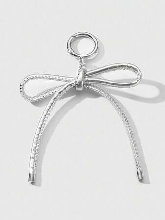 Kawaii 1 Stück minimalistischer, modischer hochwertiger handgefertigter Schlüsselanhänger aus Silberleder mit Schleife, geeignet für Frauen als Alltagskleidung oder als Geschenk zu Feiertagen