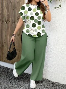 EMERY ROSE Set informal de 2 piezas con estampado de puntos verdes y textura, adecuado para el verano, tallas grandes - Verde - Ver 1