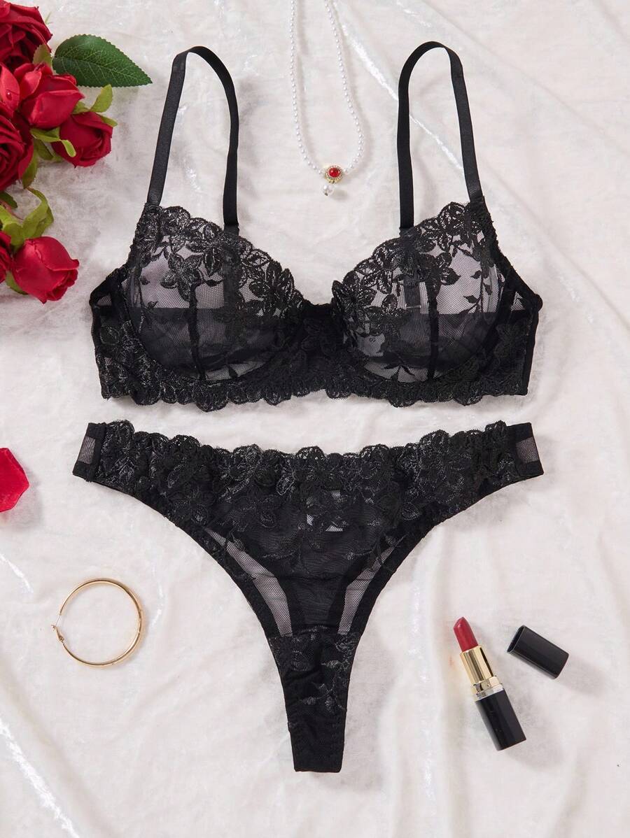Set de 2 piezas de sujetador de mujeres con aros romántico rosa y ropa interior - Negro - Ver 1