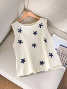 CosyJoli 大码女式 3D 花卉装饰圆领休闲针织背心，秋冬外出上衣 - 白色 - 查看 1