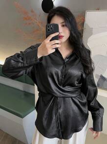 Dazy Plus 黑色纯色翻领系腰长袖衬衫，加大码，适合春秋季女士 - 黑色 - 查看 4