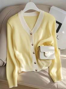 Franclia New Spring/Autumn Slim Fit Stylish Korean Color Block V-Neck Cardigan, Versatile & Youthful For Women Yellow Cardigan Pastel Yellow Cardigan Light Yellow Cardigan Yellow Sweater Butter Yellow Sweater Fall Winter Cloth For Women