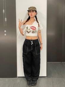 SHEIN Pantalones de carga de adolescentes con decoración de rayas de contraste, cómodos, de tiro medio y estilo minimalista casual suelto - Negro - Ver 1