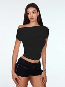 TRNVIE Tricou decupat pentru femei cu umeri oblici - Negru - Vizualizare 1