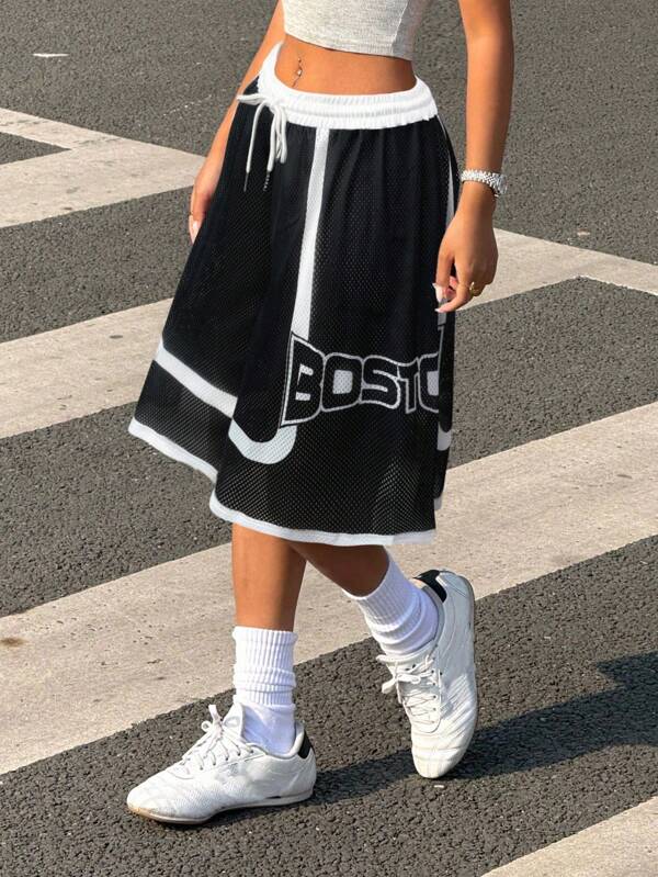 Muchica Comfortable Wide Leg Women's Knitted Bermuda Shorts With Tape Detailing And Sporty Vibe