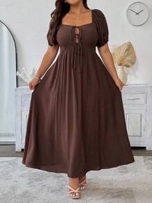 SHEIN Unity 大码女式春夏法式浪漫西西里优雅连衣裙，休闲办公室/假日下午茶派对，纯色方形领口配蝴蝶结，后腰带荷叶边 A 字形喇叭袖长裙