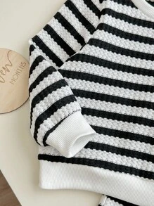 SHEIN Baby Girl Casual Contrast Striped Sweatshirt & Pants Set Toddler Striped Outfit Baby Striped Two Piece Set Knit Striped Baby Clothes Black And White Baby Set Toddler Knit Set Fall Winter