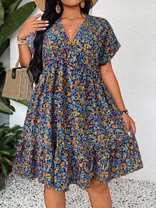 SHEIN LUNE Plus Size Ditsy Floral Short Casual Summer Vacation Dress Floral Summer Dress Boho Summer Dress Short Sleeve Summer Dress Women Summer Dress,Holiday Outfits For Women - Blue - View 4