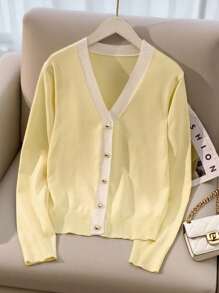 Franclia New Spring/Autumn Slim Fit Stylish Korean Color Block V-Neck Cardigan, Versatile & Youthful For Women Yellow Cardigan Pastel Yellow Cardigan Light Yellow Cardigan Yellow Sweater Butter Yellow Sweater Fall Winter Cloth For Women