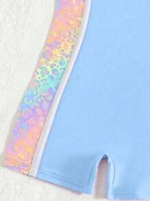 时尚女孩拼色纯蓝色豹纹拼布连体裤，适合海边度假