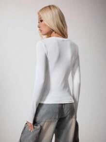 Shutterstock Women's Heart Print Round Neck Long Sleeve Casual T-Shirt Heart Shirt Long Sleeve Graphic T-Shirt Women Long Sleeve Tops Love Graphic Tee Fitted Long Sleeve Shirt Y2K 2000s Cute Top Fall Winter Back To School Club Women Sexy - Red and White - View 2