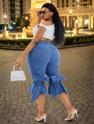 Slaydiva Plus Size Women Elastic Jeans With Bowknot Decor, Slim Fit Casual 7/8 Flared Cowboy Pants