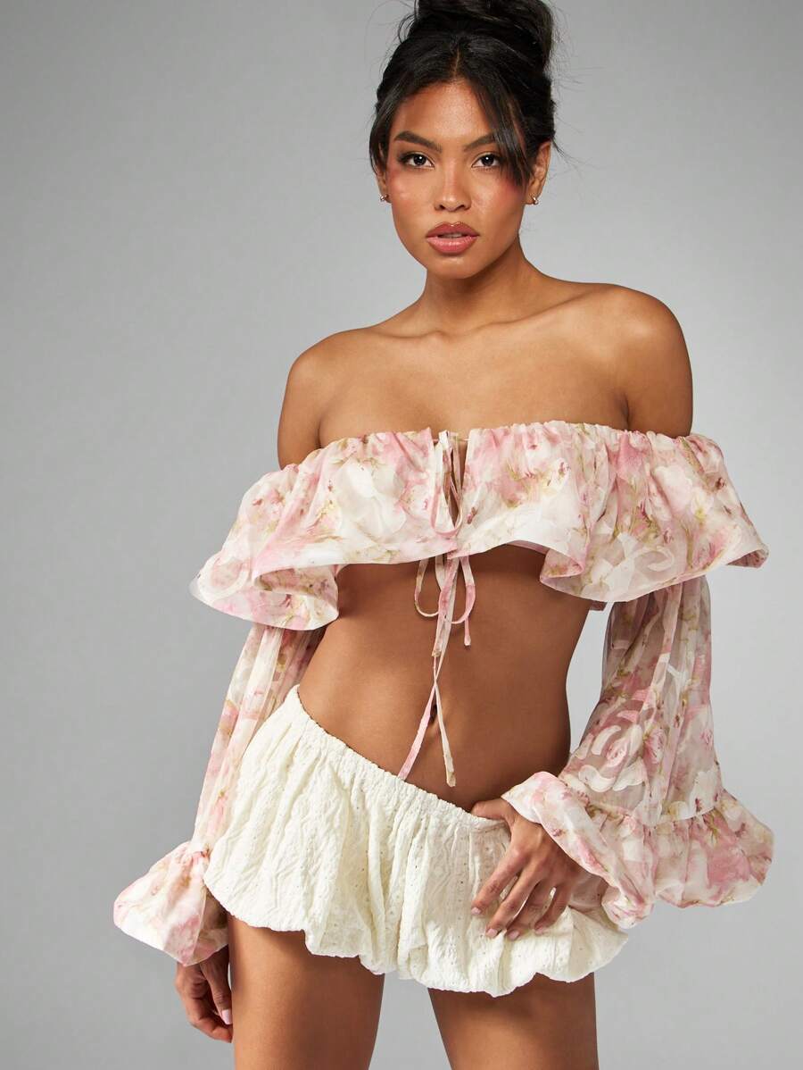 MISSGUIDED パフスリーブ付きフローラルシフォンオフショルダーフリル
