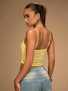 SHEIN BAE Camiseta corta casual de mujer con decoración de rhinestones - Amarillo - Ver 2