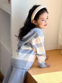 SHEIN Young Girls Casual Blue & White Striped Hooded Sweater And Pants Set School TopYoung Girlrl Clothes Kids Girl Outfit Cute Tops Graphic Tees Girls Sweater Sets Girls Knit Set Winter Young Girls Sets Young Girls Striped Knit SeYoung Girlrl Knit Set Winter Girls Sets Girls Hooded Sweater Set Fall