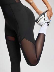 Innovista Woman Essential Solid Workout Jumpsuit With Built-In Bra Removable Pads Athletic Stretchy Yoga Gym Romper One Piece Exercise Suit With Mesh Cutout Breathable Fall Sports Bodysuit Boosting Design Plain Daily Basic Athleisure Overall Clothes Office To Gym Work From Home Running Biker HIIT Training Comfort Movement Cardio Cycling CrossFit Outdoor Exercise Healthy TT Viral IG Reel Ready FYP INSTA OOTD Black Working Mom Fitness Performance Gear Minimalist Natural Tone Clean Girl Pilates Princess Influencer Fashion Versatile Outfits Everyday Wear Durable Premium Latin European Menopause-Friendly Back To School Active Fall Fitness Collection Platform Alternative To Lulu Quality, Affordable, Budget-Friendly, Gym Outfits, Physical Training, Aerobic Exercise, Gymtok - Black - View 8