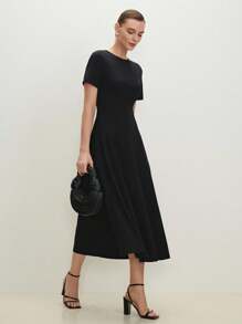 BizChic 春夏新款基础款短袖A字连衣裙，现代优雅都市通勤日常浪漫90年代复古风，适合圣诞节、新年、情人节、派对、海滩、毕业典礼、时尚、嘉年华、假日、休闲、浪漫场合，也适合婚礼宾客、主人、外出、约会、派对、音乐会、舞台表演、早午餐、机场等场合。 - 黑色 - 查看 3