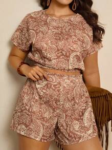 SHEIN LUNE 大码女式夏季度假风格 Schiffy 全印花蝙蝠袖短款上衣和纸袋腰宽松短裤两件套 波西米亚风两件套 棕色两件套 女式两件套 夏季佩斯利两件套 度假装 女式 2 件套 - 彩色 - 查看 7
