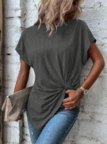 SHEIN LUNE Summer Casual Solid Color Twist Asymmetrical Hem T-Shirt