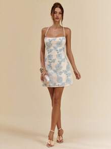 SHEIN BAE فستان قصير جداً من نسيج محبوك لمرأة، ذو ربطة عنق منخفضة الظهر وقصة مزهرة، نسيج محبوك ذو ملمس ملون بالأزرق اللون