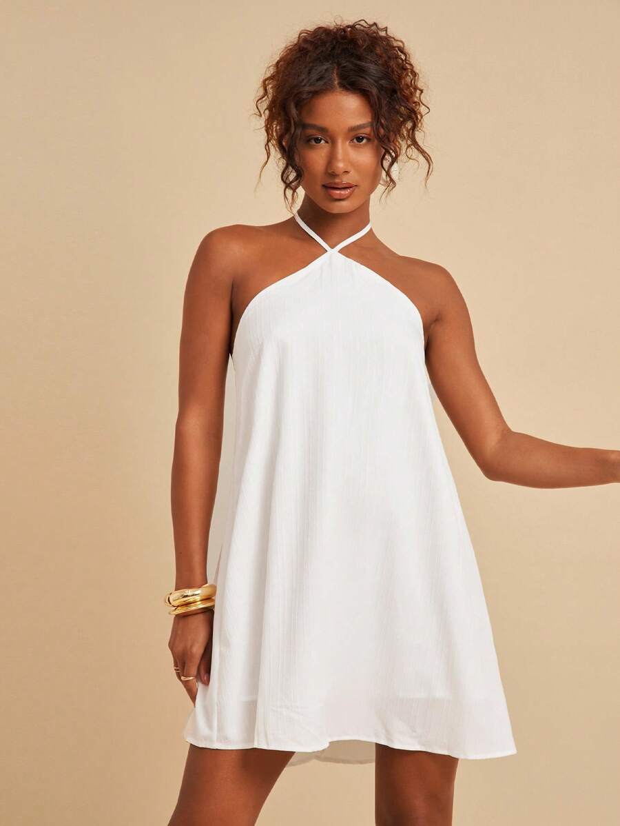 Travachic Vestido unicolor plisado de cuello halter de espalda abierta - Blanco - Ver 1