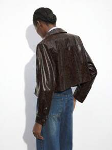 Maija Chaqueta de manga larga con bolsillo tridimensional y estampado de piel de serpiente marrón de estilo urbano para mujer, de moda y versátil, para otoño/invierno y festivales - Marrón Chocolate - Ver 6