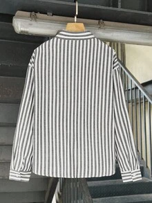SHEIN 青少年男孩休闲街头时尚标语印花条纹翻领长袖衬衫，百搭舒适，适合通勤、上学、日常穿着、旅行、运动、派对、秋冬 - 彩色 - 查看 4