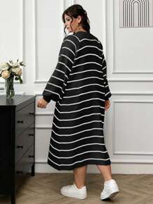 EURMUSE Striped Pattern Raglan Sleeve Sweater Dress Without Belt - Black and White - View 2