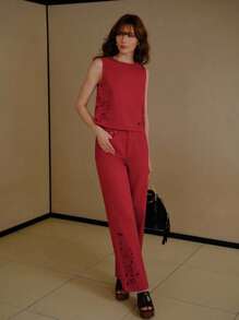 MOTF PREMIUM EMBROIDERY HOLLOW-OUT JEANS - Red - View 5