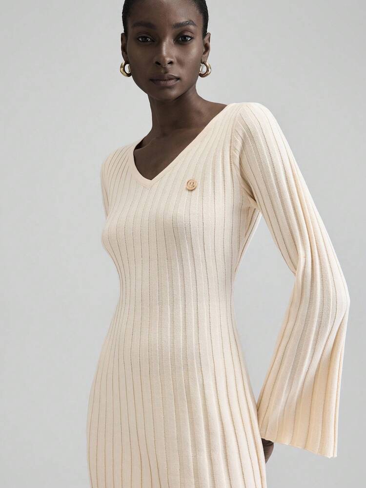 2025 New Women's Sweater Dress, Solid Color Apricot, Back To School Outfit For Women, V-Neck, Suitable For Halloween, Christmas, Valentine's Day, Thanksgiving, Casual, Business Casual, Church, Wedding Guest Dress, Elegant Long Dress