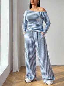 SHEIN EZwear 加大码海军蓝条纹长袖不对称领口上衣和裤子两件套针织套装加大码休闲套装加大码条纹休闲套装女士加大码条纹套装 - 藍白色 - 查看 4