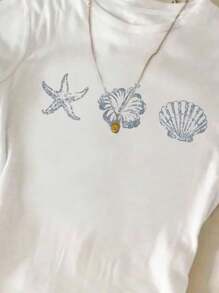 SHEIN Tween Girls Slim Fit Casual Minimalist Comfy Round Neck Long Body Short Sleeve T-Shirt, Suitable For Summer Girls Beach Cute Tops Summer Tween Girl Shirt Girls Mermaid Shirt Seashell Hibiscus Starfish Shirt Summer Girls Graphic Tee