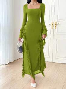 Modelyn Women's Solid Color Square Neck Bell Sleeve Long Elegant Dress Long Evening Dresses - Green - View 4