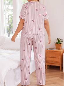 SHEIN 加大码女式柔软舒适条纹蝴蝶结印花短袖上衣和裤子睡衣套装 - 粉色 - 查看 2