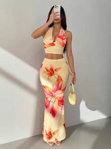 SHEIN PETITE Women's Holiday Halter Top And Skirt Printed Two Pieces Set Tropical Two Piece Set Floral Two Piece Set