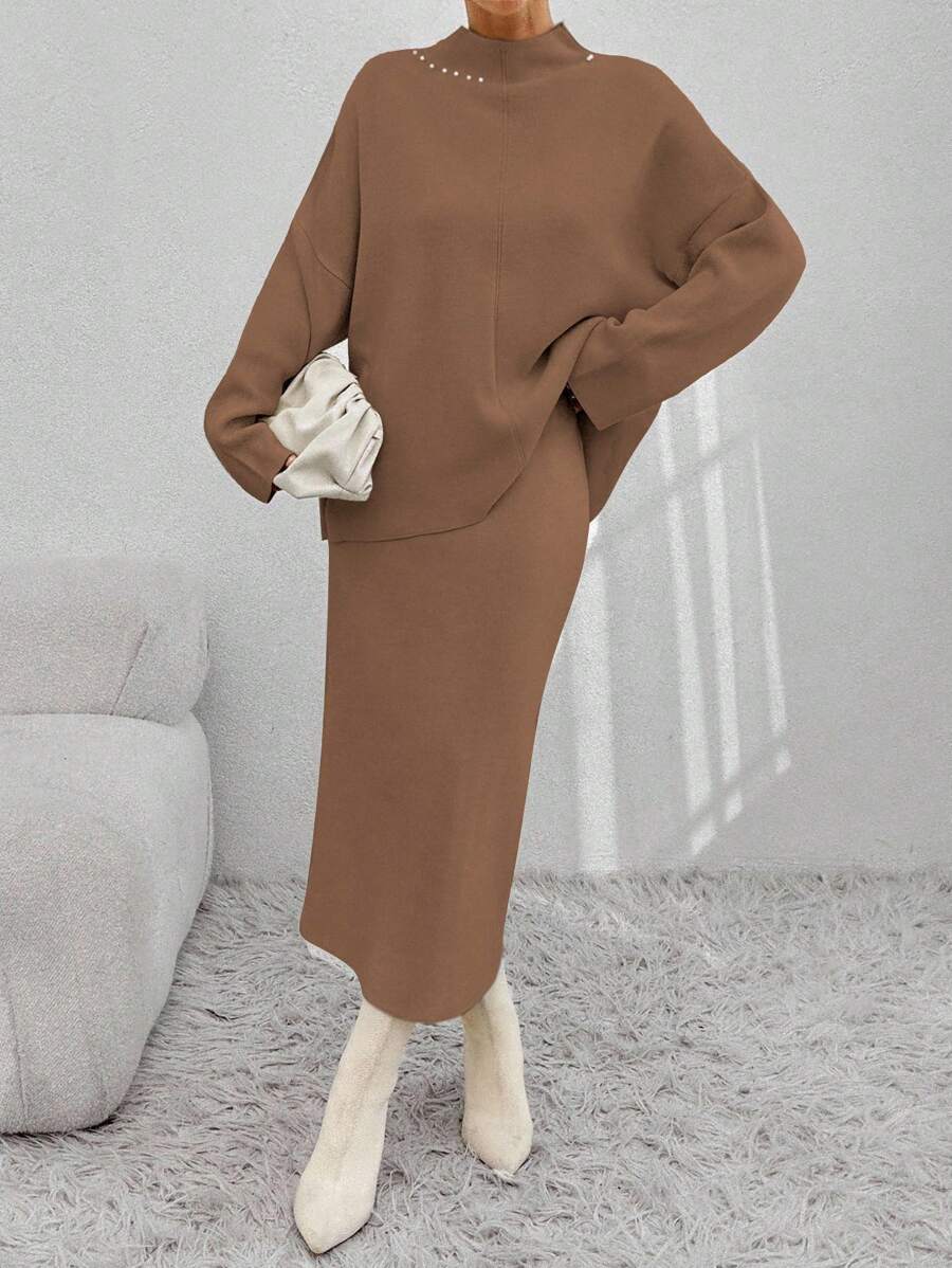 EURMUSE 女士休闲优雅仿珍珠装饰落肩宽松毛衣和 A 字裙套装 - 駝色 - 查看 1