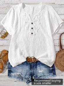 Linhara Plus Size Solid Color Lace Patchwork Notch Neck Casual Short Sleeve Shirt