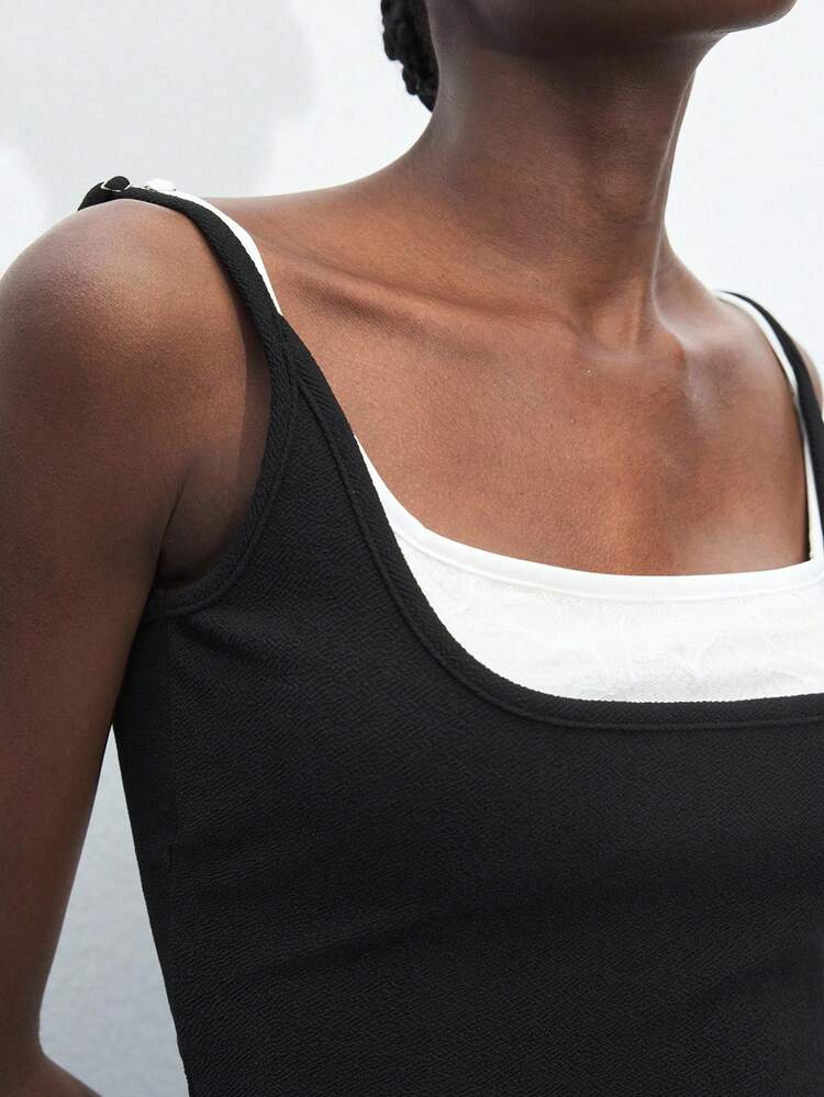 SHEIN Maija Women's Black & White Contrast Color Sleeveless Design Top, Versatile Casual Urban Chic For Spring/Summer, Split Front Lace Sequin Decor, Low Back, Sophisticated Minimalist Style, Suitable For Business, Leisure, Parties