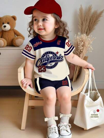 SHEIN Happikins Baby Girl Simple Casual Retro Letter & Digit Badge Pattern Round Neck Short Sleeve T-Shirt And Leggings Set, Suitable For Spring/Summer, Baby Girl Clothes Baby Girl Athletic Outfit Toddler Girl Sport Outfit Baby Girl California Outfit Baby Girl Summer Outfit Baby Sportswear