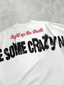 Manfinity EMRG 男式街头风格超大后背图案标语肖像印花T恤，2000年代风格 - 白色 - 查看 2