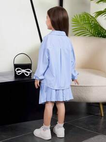 Young Girl Casual Striped Letter Patch Shirt And Pleated Skirt Set - Blue and White - View 2