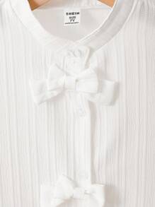Girls (Small) White Blouse With Cute Bow Decor, Versatile To Pair With Pants, Skirts, And More Girls White Blouse Girls Bow Shirt Girls Collar Shirt Little Girls White Blouse Toddler Girls White Blouse Girls White Bow Blouse Girls White Shirt With Bows Bow Shirt For Girls Girls Elegant Blouse