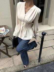 Siren Gaze Fashionable Casual Long-Sleeved Shirts For Women, Autumn Women's Clothing, Waist-Hugging V-Neck Commuter Shirts, Office Wear,Elegant Women's Blouses Winter Casual - Apricot - View 3